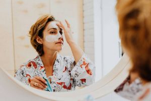 Nggak telaten pakai krim antiaging? Coba pakai 1 jenis rempah ini buat hilangkan keriputi di wajah