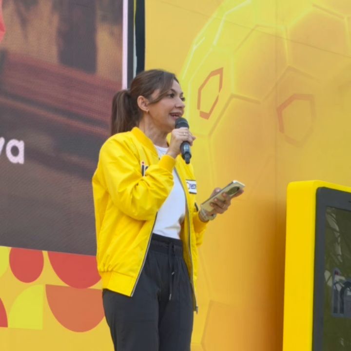 Cerita kocak Najwa Shihab ngaku sempat abaikan undangan resepsi nikahan Luna Maya, dikira penipuan