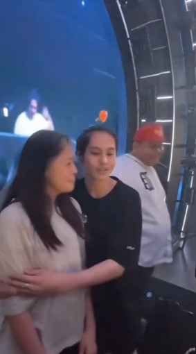 DJ Panda sempat diboikot kini banjir job, ini 9 potretnya kembali nge-DJ didampingi orang tua