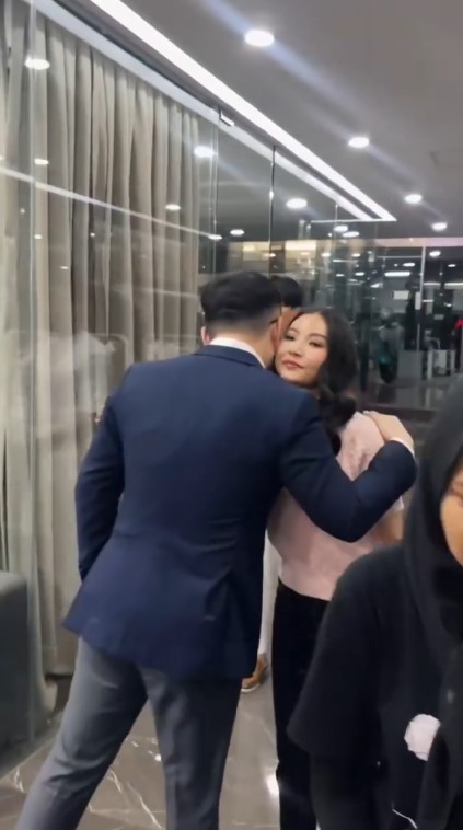 Kian blak-blakan tunjukan kedekatan, ini 9 potret Sarwendah dan Giorgio Antonio kompak fitting baju