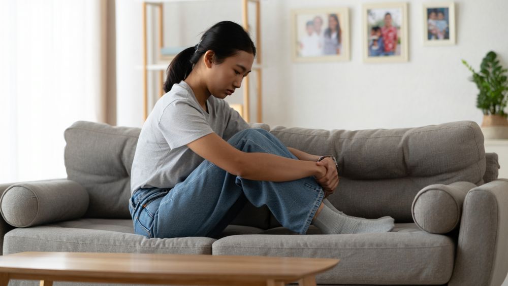 100 Kata-kata galau untuk orang yang sulit curhat, diam tapi penuh luka