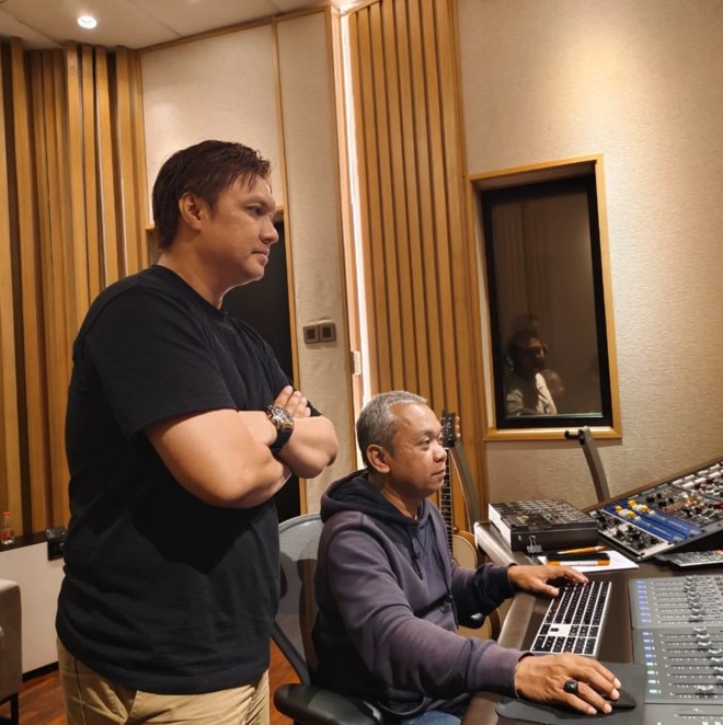 9 Potret Icha Jikustik dilantik jadi Komisioner LMKN, ternyata punya pendidikan mentereng soal royalti