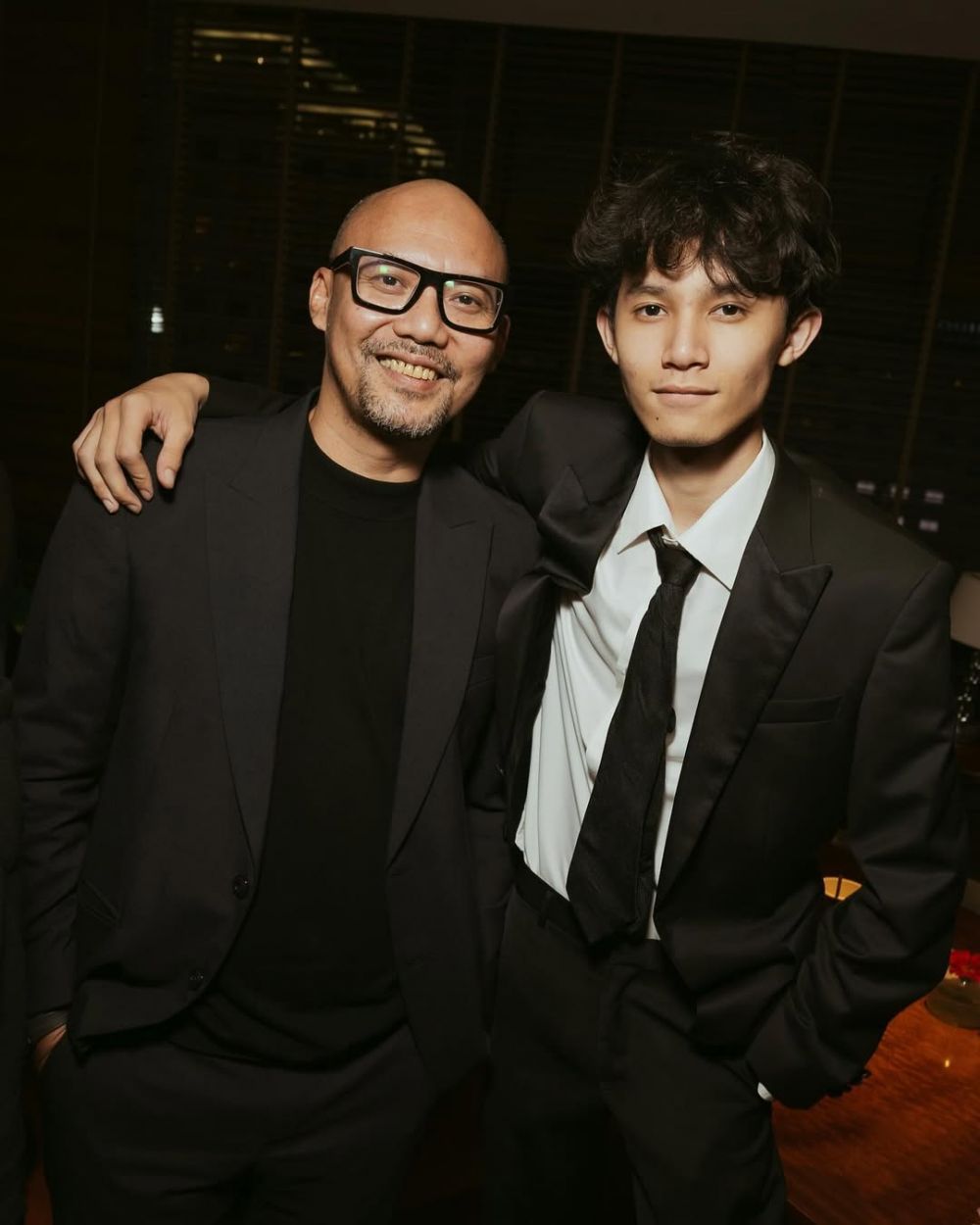 Makin tampan di usia 18 tahun, ini 9 potret kece anak Rossa dan Yoyo Padi