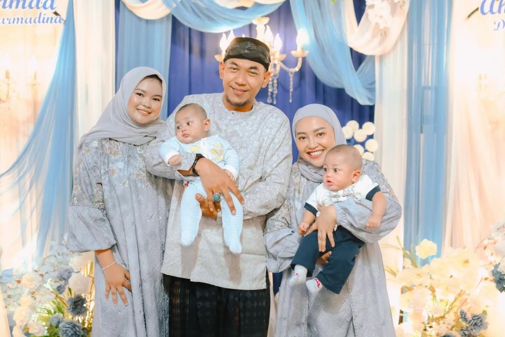 Mpok Alpa tinggalkan empat anak, ini 9 potret kenangannya bareng keluarga, selalu tampil ceria