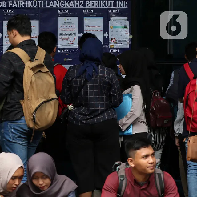 Janji 19 juta lapangan kerja dipertanyakan, Wamenaker beri pembelaan