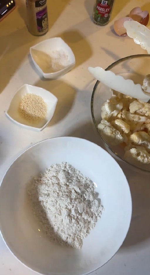 Pindah ke Singapura, Nia Ramadhani mulai belajar masak, 9 potretnya ini malah bikin geregetan