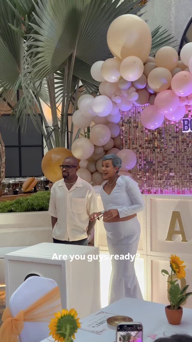 Sengaja rahasiakan dari suami, 9 potret meriah gender reveal anak ketiga Kimmy Jayanti