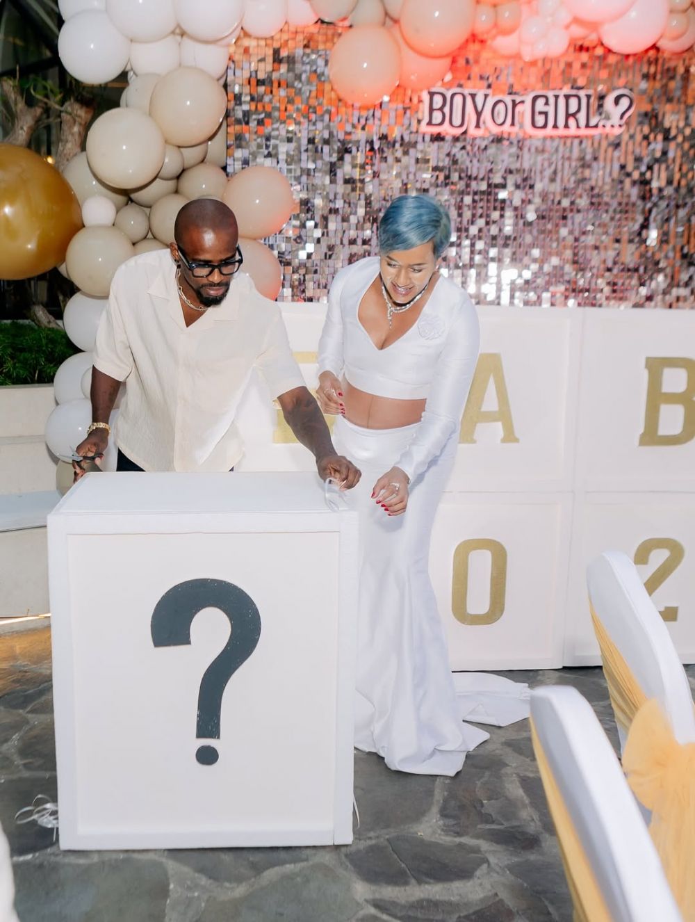 Sengaja rahasiakan dari suami, 9 potret meriah gender reveal anak ketiga Kimmy Jayanti