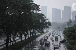 Kenapa masih hujan lebat di bulan Agustus? Begini peringatan dan penjelasan BMKG