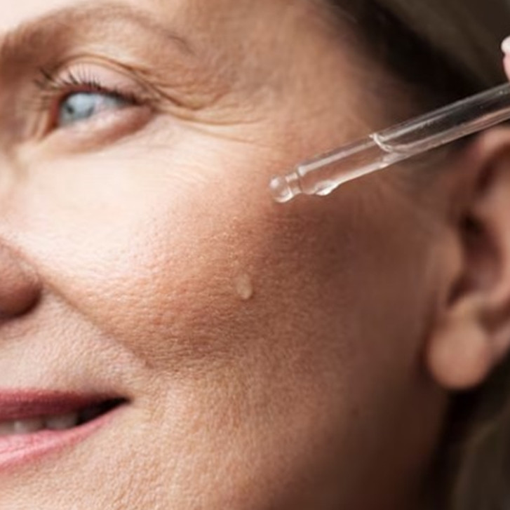 10 Serum untuk mengencangkan wajah bebas kerutan usia 40 tahun, harga di bawah Rp 200 ribu