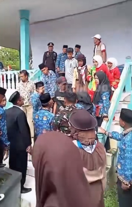7 Fakta drumband MTsN di Jambi batal tampil, aksinya berhenti gegara diputar lagu ultah untuk Camat