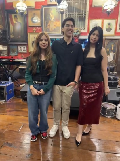 Sering disebut mirip, Shafeaa Ahmad dan Almira akhirnya bertemu, 7 potretnya jadi bak kakak adik