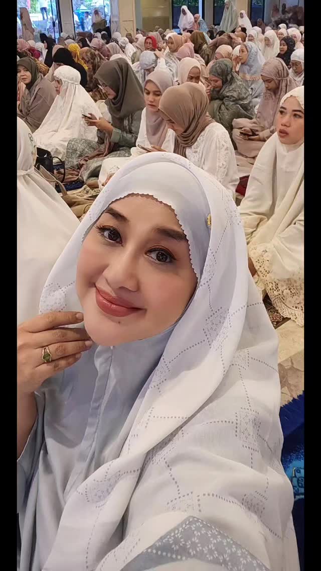 Bersyukur bisa beribadah haji tahun 2025, Paramitha Rusady ngaku kuota hajinya ditawar hampir Rp1 M