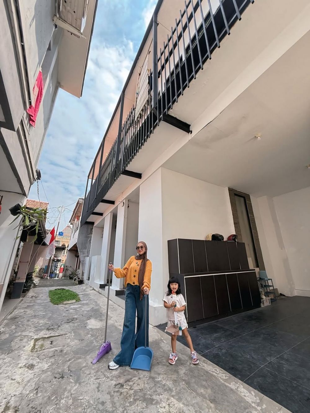 9 Potret kos-kosan 8 pintu Ria Ricis yang 'diserahkan' untuk Moana, tampilannya eksklusif 2 lantai