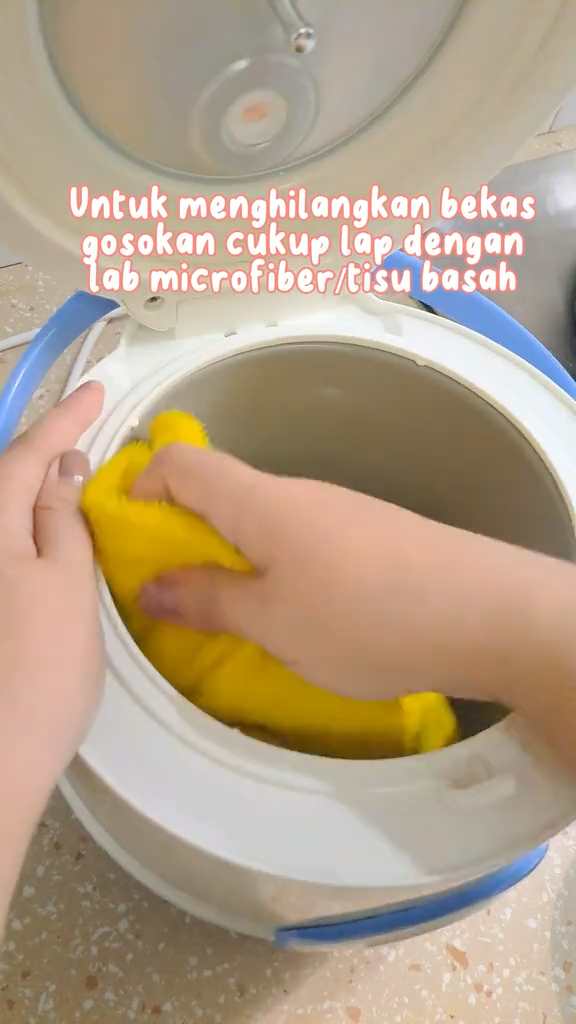 Rahasia bikin dasar rice cooker gosong jadi kinclong, nggak perlu capek gosok-gosok pakai sabun