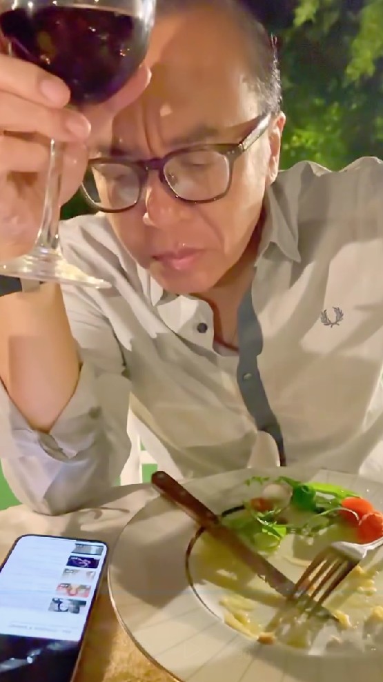 Ari Lasso beri kejutan Dearly Joshua dinner romantis di Bali, 9 potretnya bak ABG kasmaran