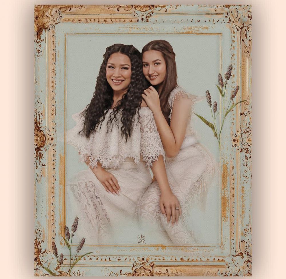 Sudah melepas putrinya ke jenjang pernikahan, ini 11 potret Titi DJ bareng Stephanie dulu hingga kini