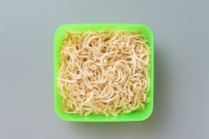 Antibusuk, ini trik gampang simpan kecambah biar awet segar 1 minggu tanpa khawatir menghitam