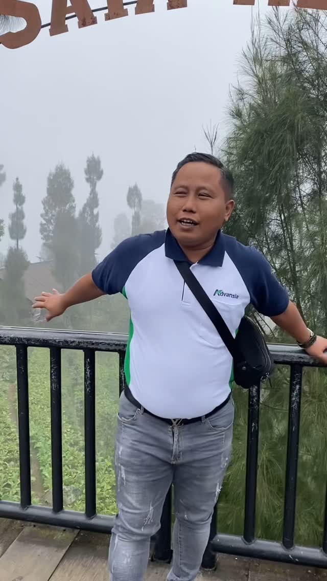 Tak banyak yang tahu, 5 seleb ini ternyata lulusan Sarjana Pendidikan, Furry Setya lulus usai 15 tahun