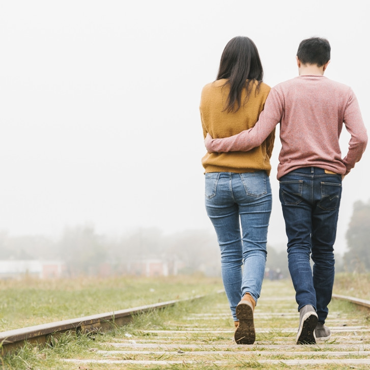 100 Kata-kata gombalan maut buat pacar, bikin pasangan bahagia seharian