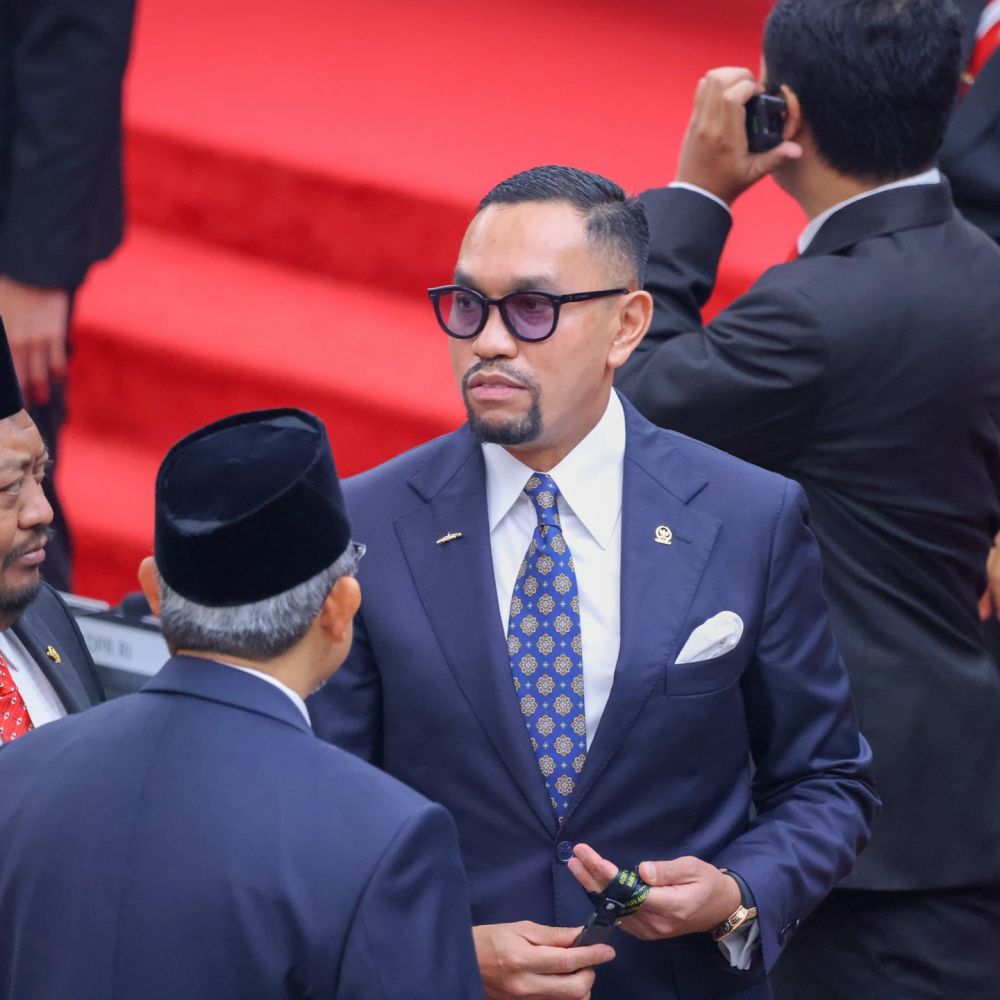 Profil Ahmad Sahroni, politisi Nasdem sebut 'orang tolol sedunia' saat bahas pembubaran DPR