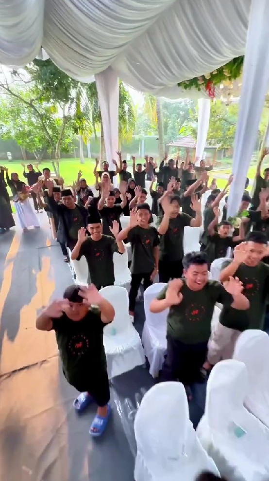 9 Potret Mayangsari rayakan ultah ke-54 tahun dengan undang anak yatim piatu, mensyukuri segala nikmat