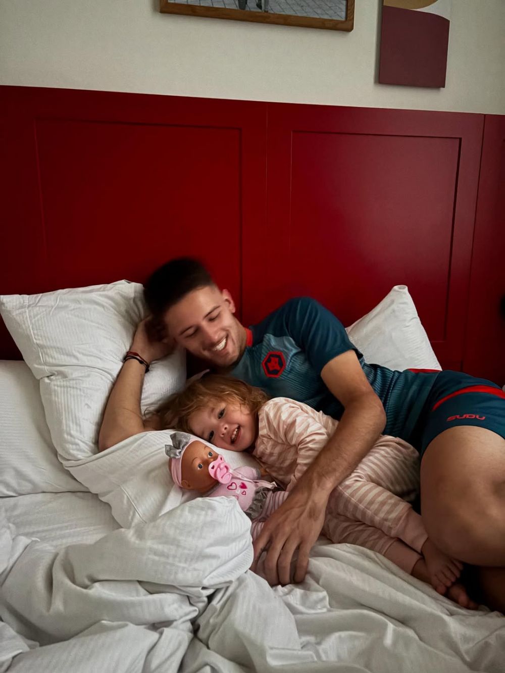 9 Potret Justin Hubner rayakan ulang tahun ke-2 Kamari, sebut anak Jennifer Coppen adalah putrinya