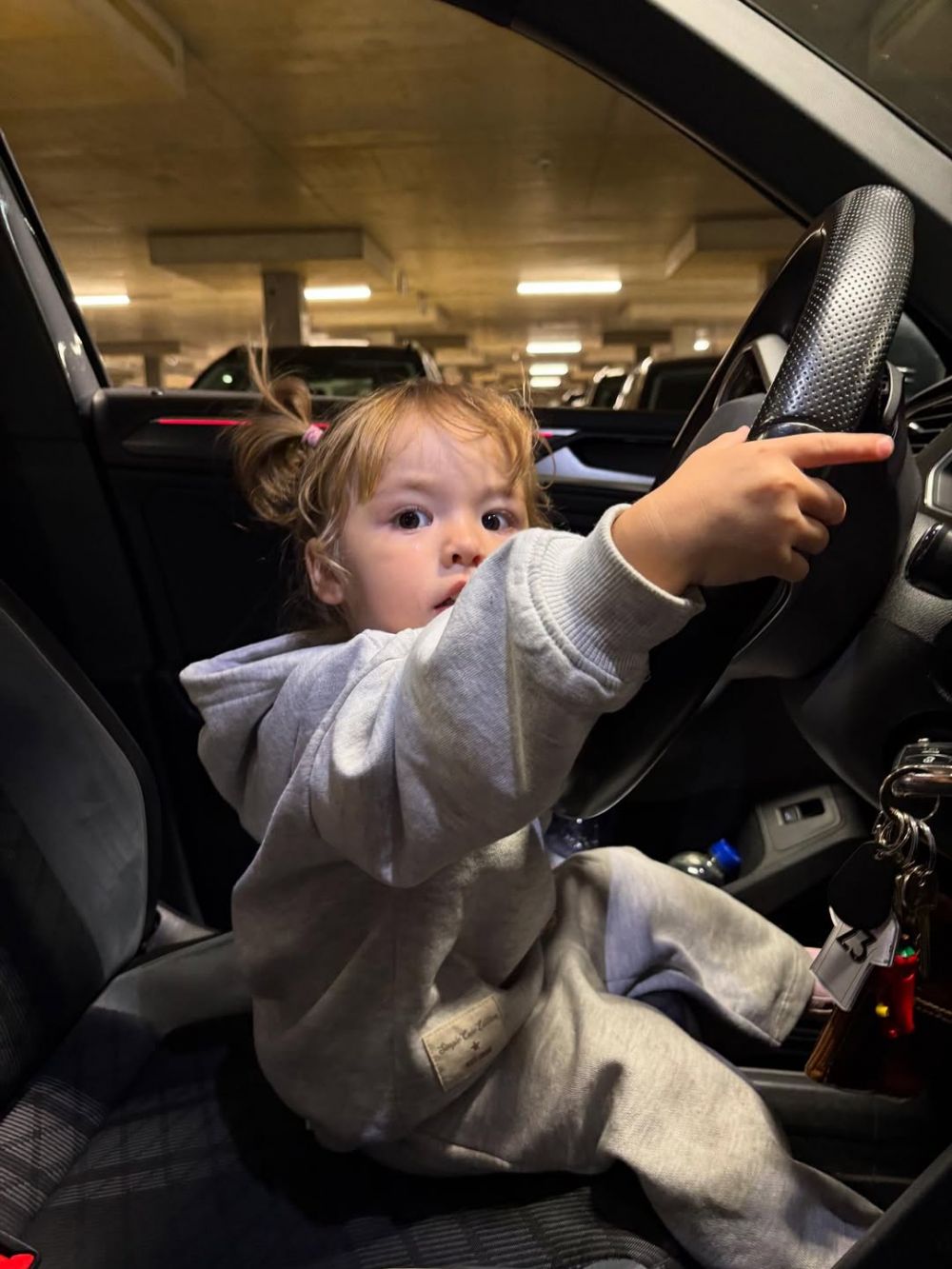 9 Potret Justin Hubner rayakan ulang tahun ke-2 Kamari, sebut anak Jennifer Coppen adalah putrinya