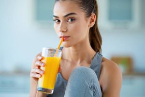 Bukan cuma buah, 1 jenis rempah ini bisa dibikin jadi minuman kolagen buat wajah 15 tahun lebih muda