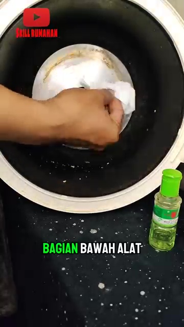 Bermodal minyak kayu putih, rice cooker yang tidak panas bisa berfungsi maksimal tanpa harus dibongkar