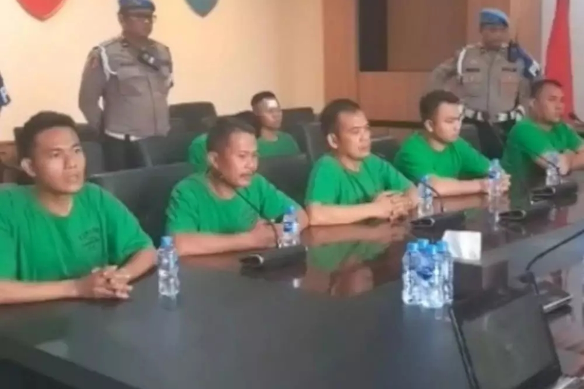 Terungkap, ini nama 7 anggota brimob pelindas Affan Kurniawan driver ojol hingga tewas
