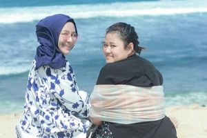 Masih ingat pemeran Uyuy dan Aliya di TOP? Ternyata keduanya ibu dan anak, ini 11 momen kompaknya