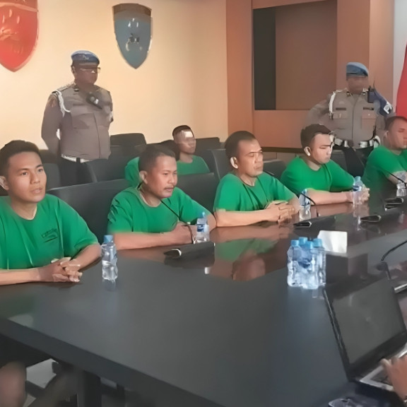 Polri tetapkan 7 anggota brimob dalam insiden rantis lindas Affan Kurniawan langgar kode etik