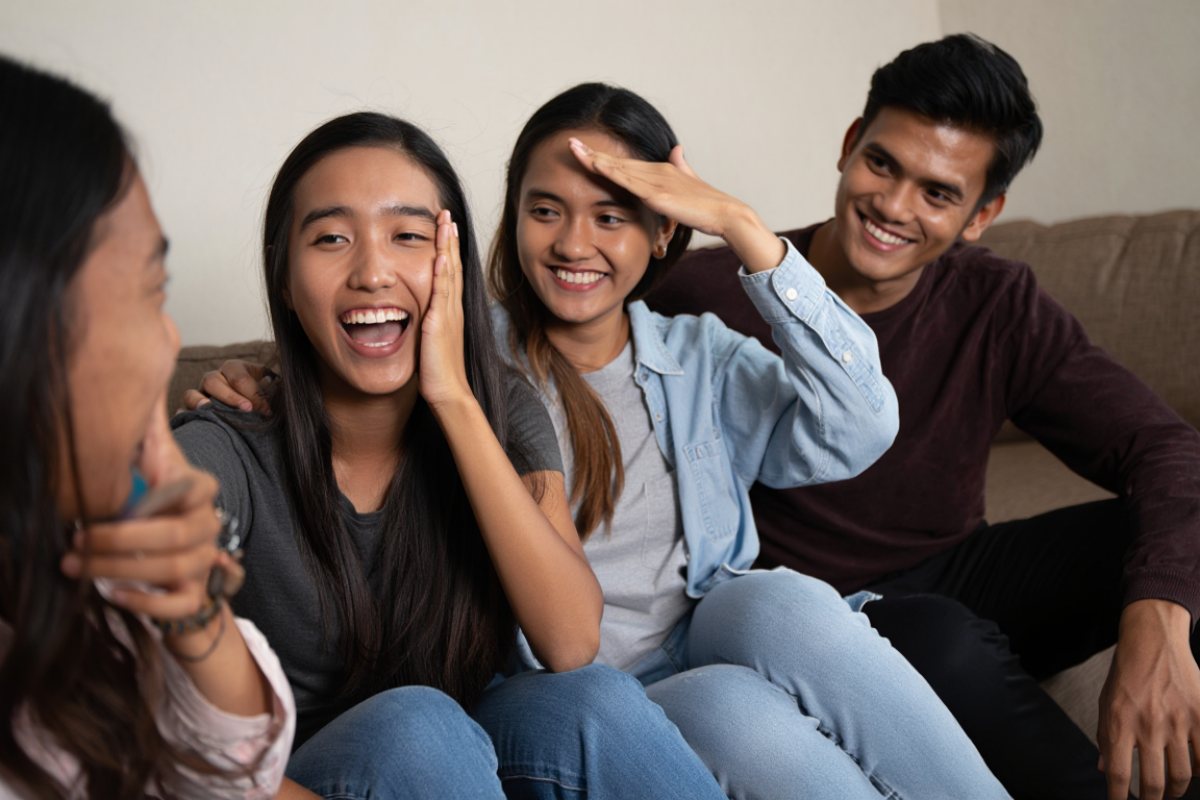 100 Tebak-tebakan receh yang jawabannya ngeselin banget, cocok buat seru-seruan bareng teman