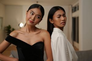 100 Kata-kata sentilan elegan buat orang sombong, pedas tapi bikin kepikiran