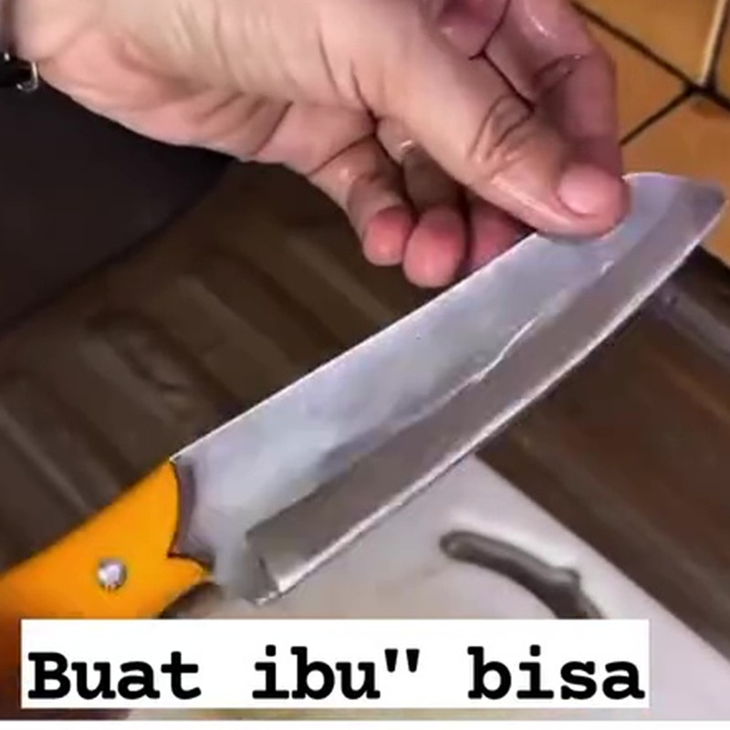 Masih sering pakai batu asahan untuk tajamkan pisau tumpul? Coba 3 cara ini agar lebih praktis