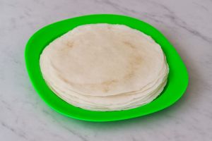 Kenapa kulit lumpia sering patah dan jamuran? Mungkin kamu salah simpan! Ini solusinya