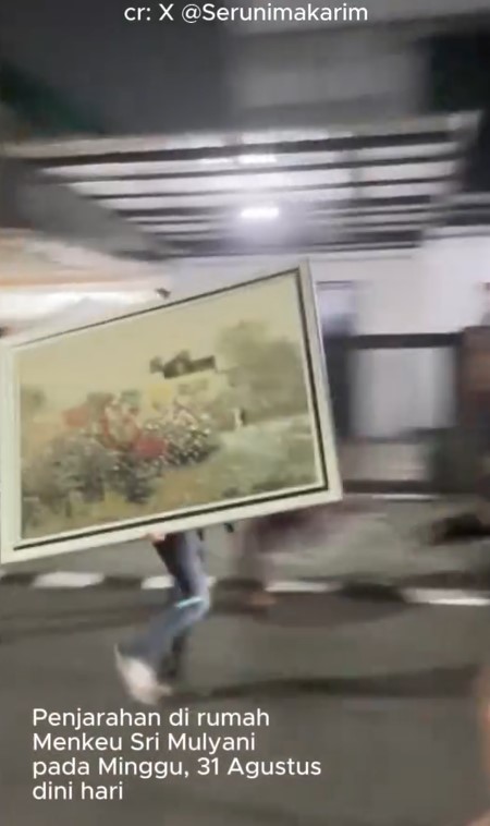 Curhat sedih Sri Mulyani soal lukisan simbol perenungan diri 17 tahun lalu raib dalam penjarahan