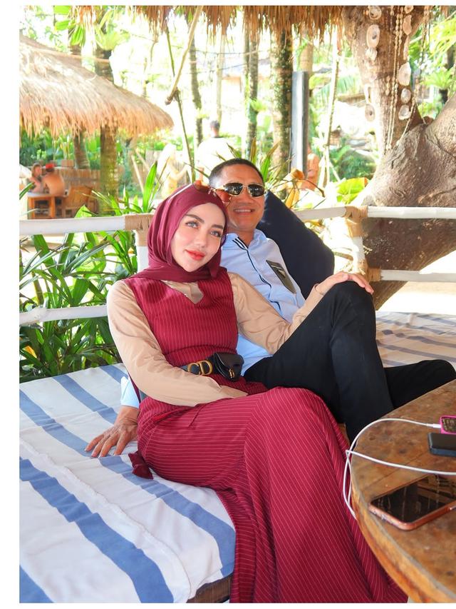 6 Potret Bella Shofie usai mundur dari anggota DPRD, fokus urus keluarga