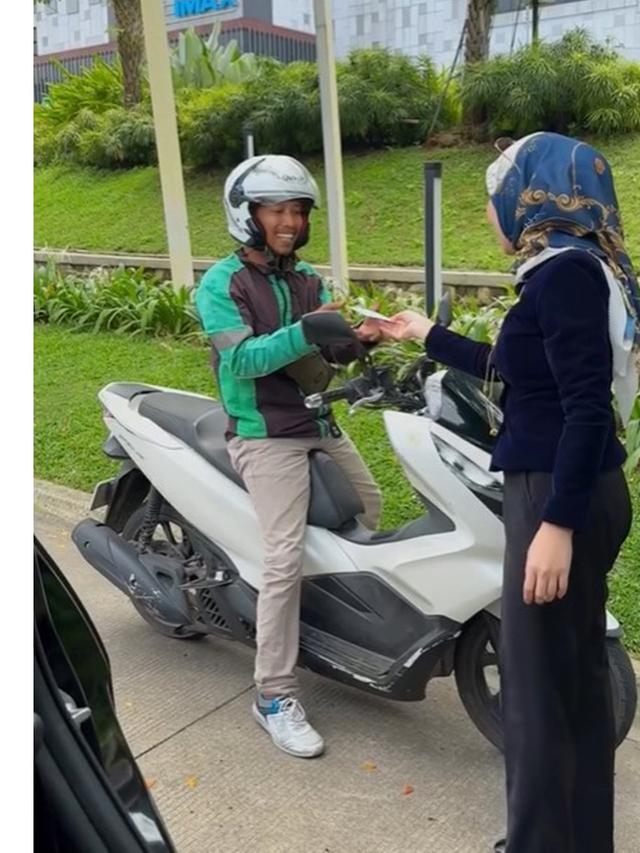 6 Potret Bella Shofie usai mundur dari anggota DPRD, fokus urus keluarga