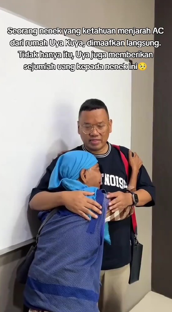 7 Potret Uya Kuya jumpa pelaku penjarah rumahnya, memaafkannya karena penghasilannya Rp30 ribu/hari