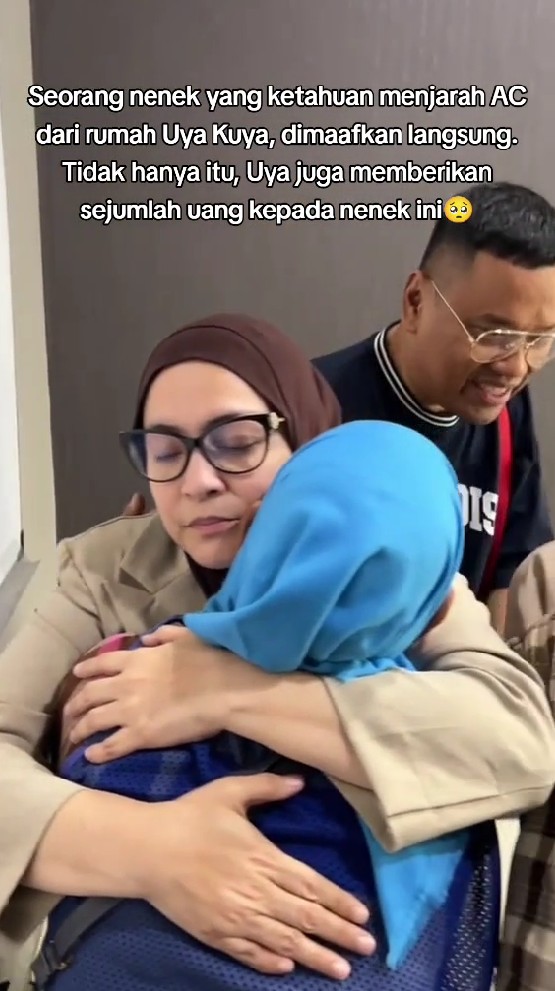 7 Potret Uya Kuya jumpa pelaku penjarah rumahnya, memaafkannya karena penghasilannya Rp30 ribu/hari