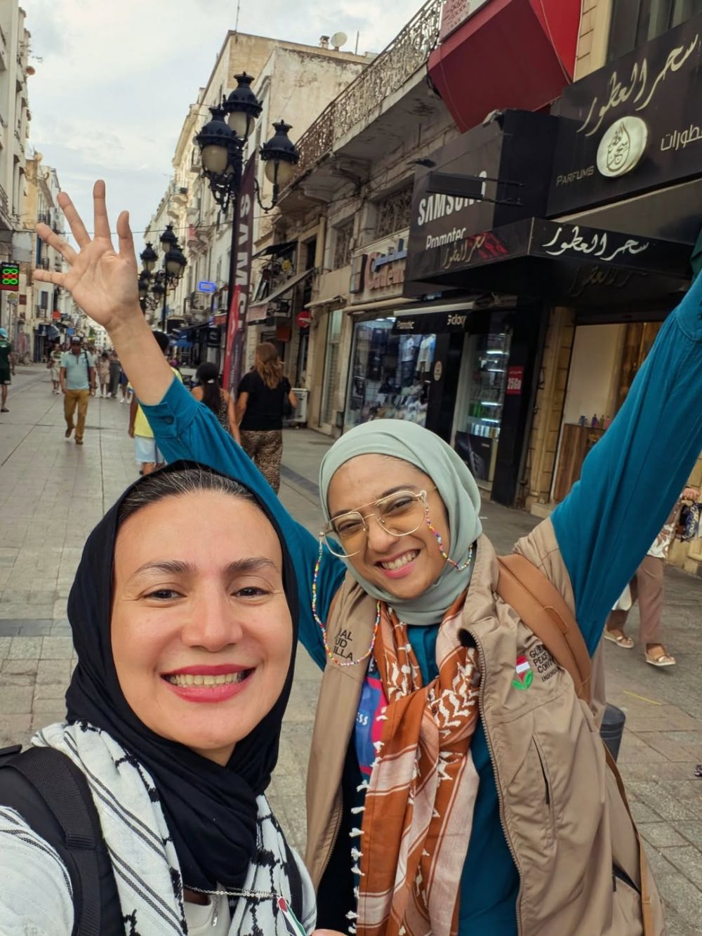 9 Potret Chiki Fawzi dan Wanda Hamidah ikut misi kemanusiaan ke Palestina, salurkan bantuan ke Gaza