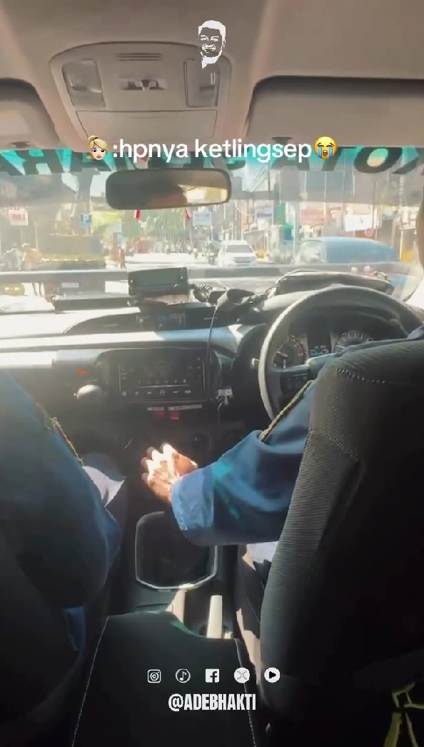 9 Potret damkar rescue HP yang jatuh di sela kasur dikira sepele padahal penuh effort, ini alasannya