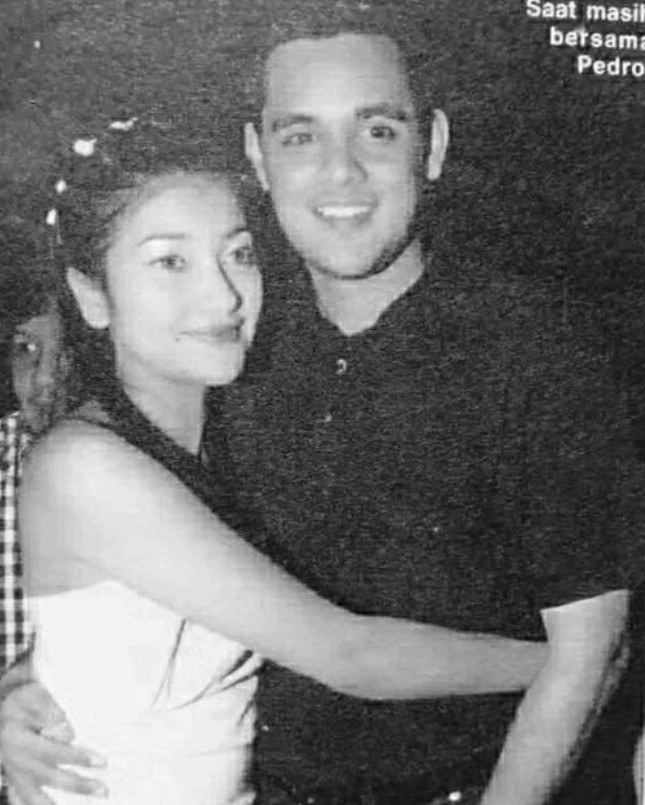 30 Tahun jalani pernikahan jarak jauh, 9 potret kebersamaan Sarah Azhari dan Pedro Carascalao