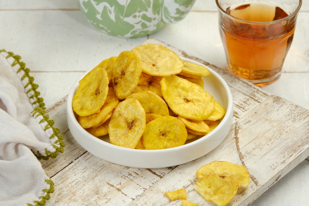 5 Resep camilan keripik dan kacang tahan lama untuk stok rumah