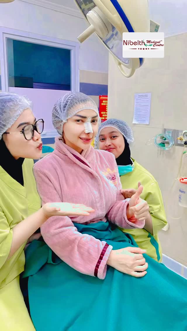 9 Potret terbaru Roro Fitria usai operasi plastik bagian hidung, dipuji makin cantik