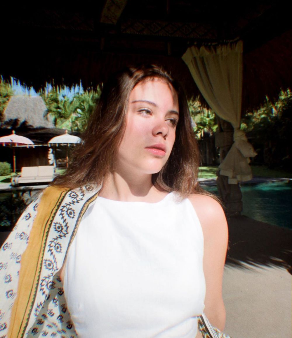 Jarang terekspos, ini 11 potret Manuella Aziza anak kedua Sophia Latjuba yang nggak kalah cantik