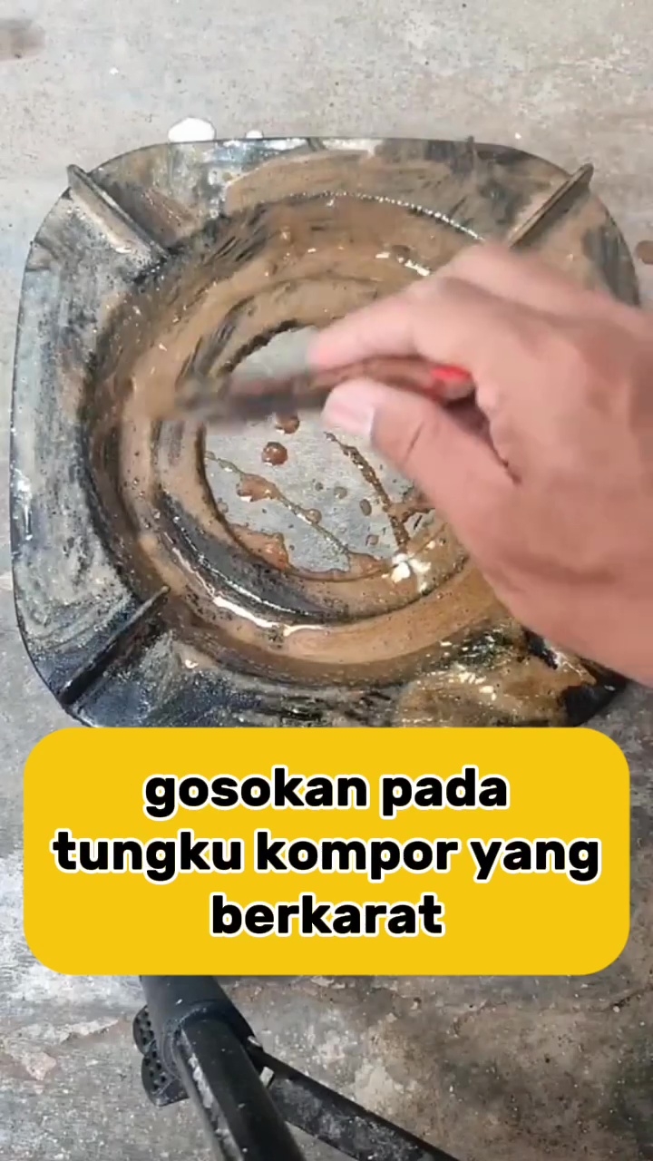 Jangan dibiarkan! Tungku berkerak bikin kompor licin dan bau, begini cara mencucinya tanpa sitrun