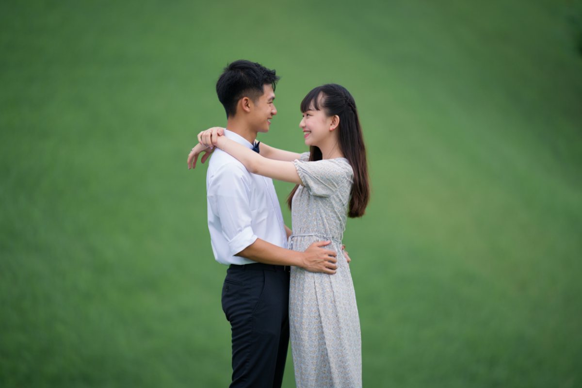 100 Kata-kata bucin bahasa Inggris terbaru 2025 dan artinya, bikin relationship goals